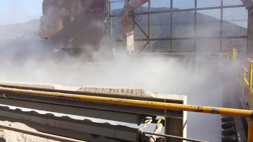Dust suppression on crushing and screening process at mining and minerals operation